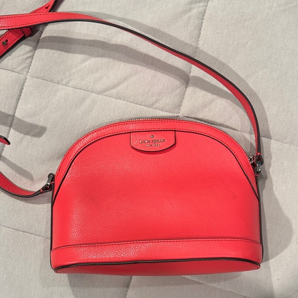 kate spade Handbags - Kate Spade Crossbody Bag